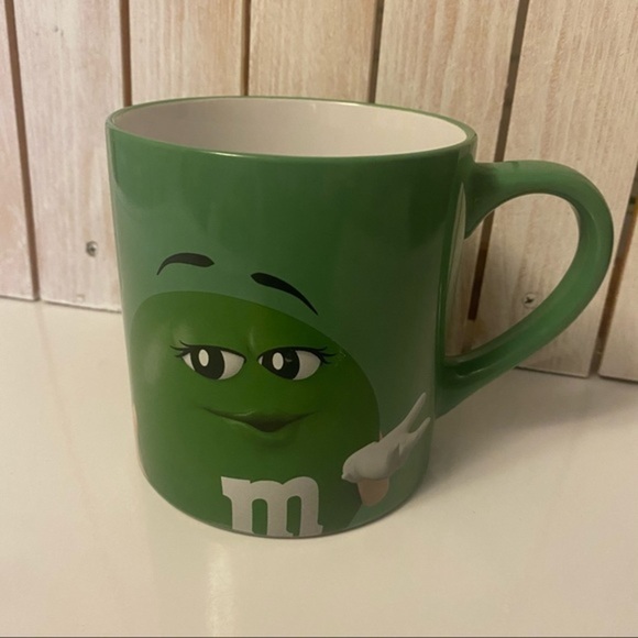 M&M Green Mug Eat Your Heart Out Darling - Picture 1 of 5